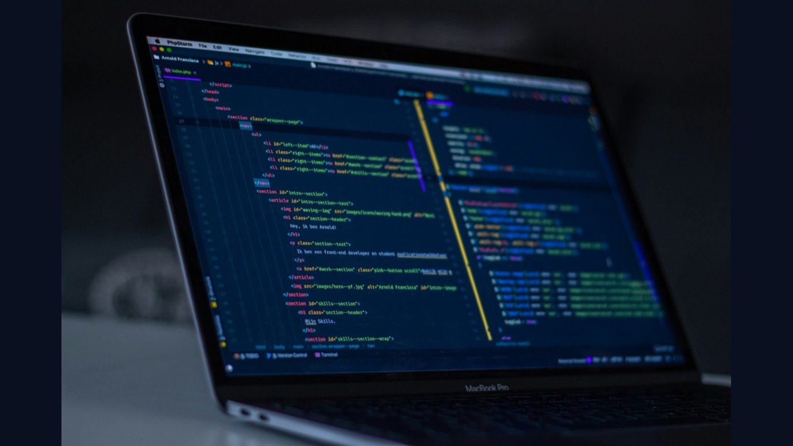 IDEs com Agentes Autônomos Integrados: Como os novos ambientes de desenvolvimento redefiniram o trabalho do programador